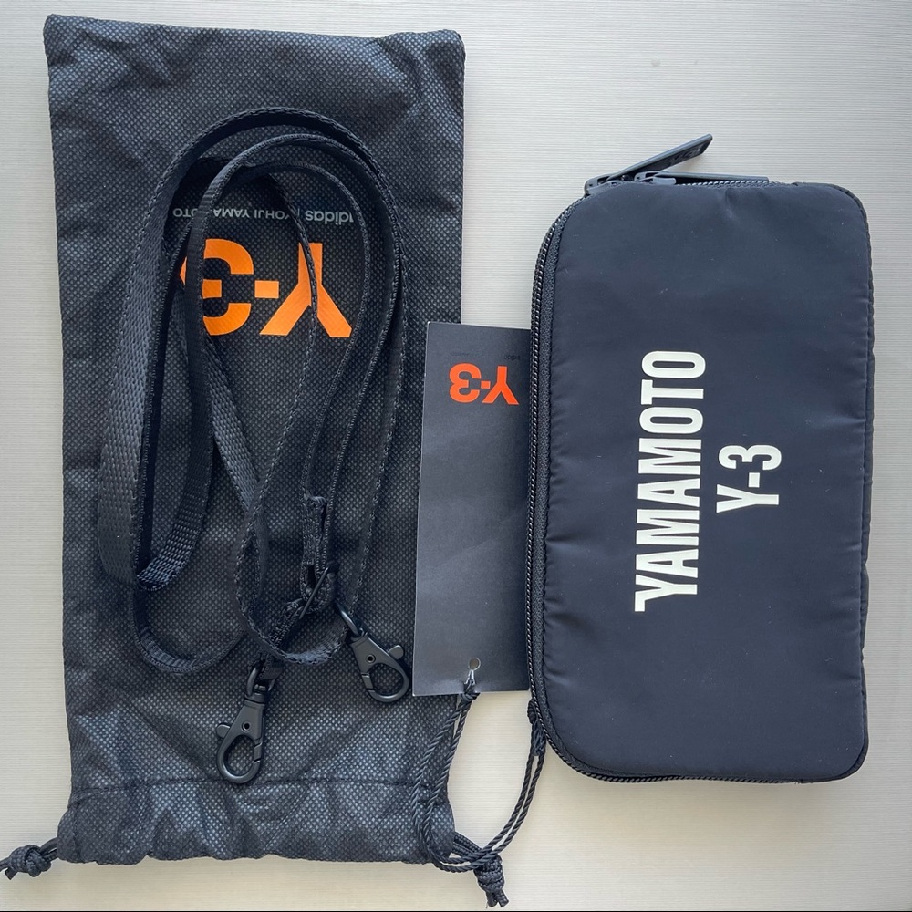 Y-3 Yohji Yamamoto CH2 GFX Logo Pouch Small Crossbody Bag, Black/Off White NWT